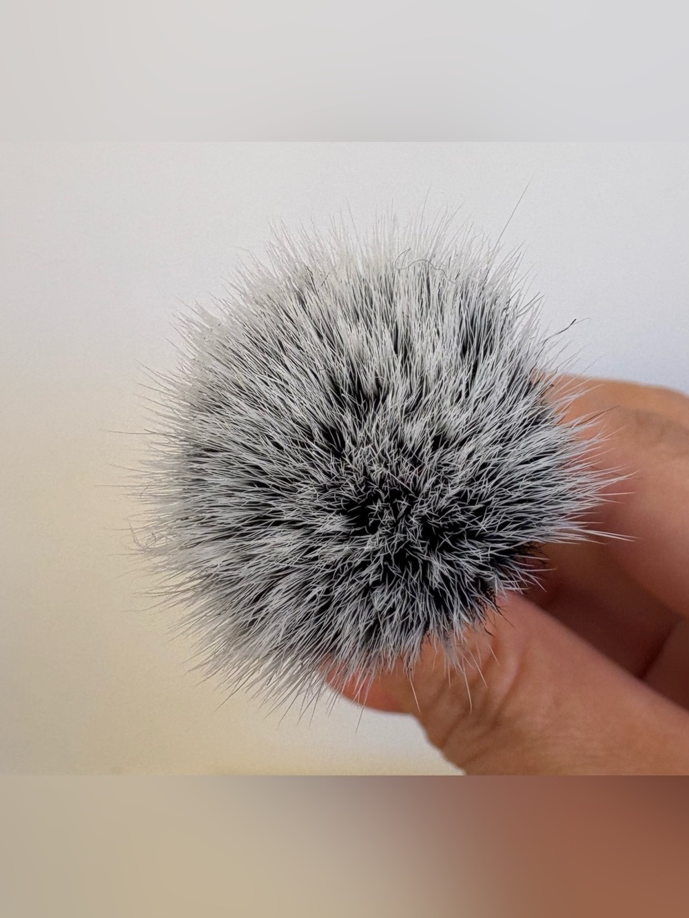 VINTAGE ORIGINAL MAC Cosmetics 187 Duo-Fiber Stippling Brush!! - Picture 3 of 3